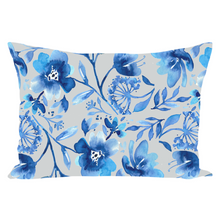 Load image into Gallery viewer, Blue Floral Design Throw Pillow