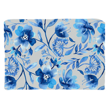 Load image into Gallery viewer, Blue Floral Design Throw Pillow